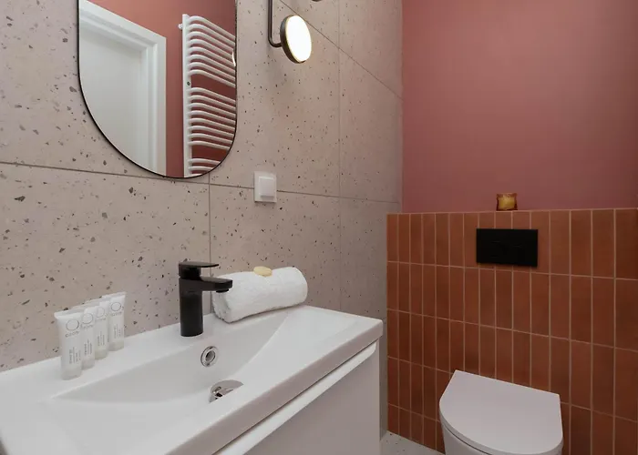 Eleganckie Blisko Rzeki W Gdansku Z Balkonem By Renters Daire *