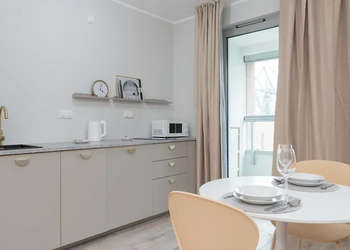 Eleganckie Blisko Rzeki W Gdansku Z Balkonem By Renters Daire