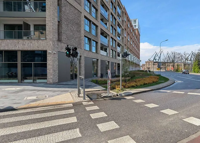 Daire Eleganckie Blisko Rzeki W Gdansku Z Balkonem By Renters